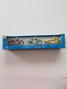 1995 Maisto - 3 Piece Vehicle Set (Indian Motorcycles) - Red, Green, Yellow
